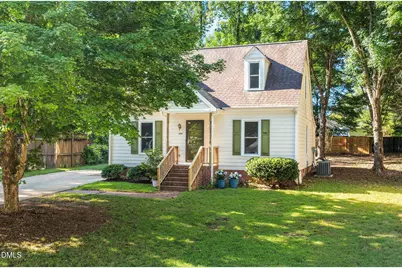 704 E Maple Lane, Fuquay-Varina, NC 27526 - Photo 1