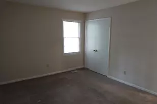 304 Holtz Ln, Cary, NC 27511 - Photo 14