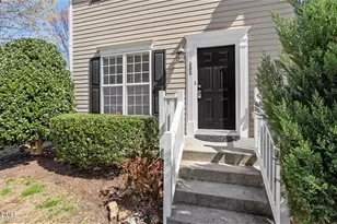 305 Anterbury Dr, Apex, NC 27502 - Photo 2