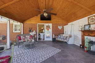 913 W Core Rd, Dunn, NC 28334 - Photo 1