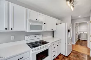 9 Kilburn Ln, Durham, NC 27704 - Photo 8