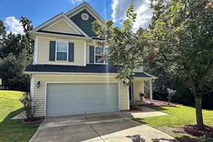 720 Pyracantha Dr, Holly Springs, NC 27540 - Photo 2