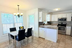 2100 Bridgeport Cir, Sanford, NC 27330 - Photo 6