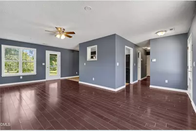 105 Stockbridge Drive, Selma, NC 27576 - Photo 8