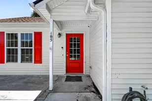 105 Stockbridge Dr, Selma, NC 27576 - Photo 6
