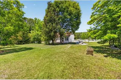 105 Stockbridge Drive, Selma, NC 27576 - Photo 28