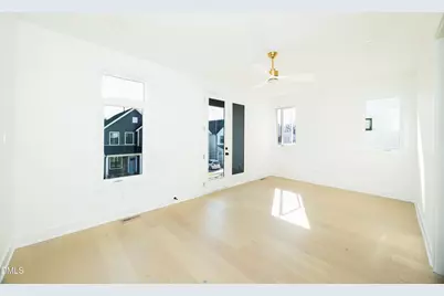 221 Woodsborough Place, Raleigh, NC 27601 - Photo 34