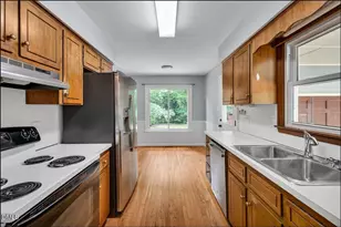 1216 Haddington Dr, Cary, NC 27511 - Photo 18