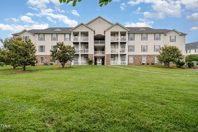 3009 Winston Drive #Apt 90, Burlington, NC 27215 - Photo 2