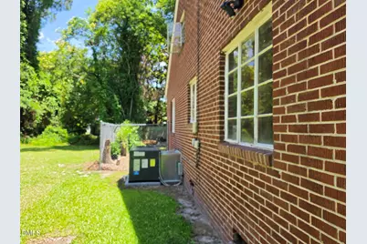 1009 Evergreen Avenue, Goldsboro, NC 27530 - Photo 4