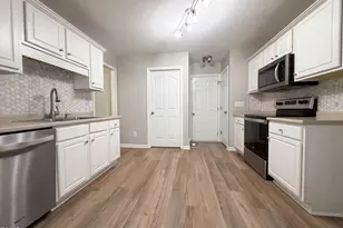 161 Patterdale Pl, Benson, NC 27504 - Photo 2