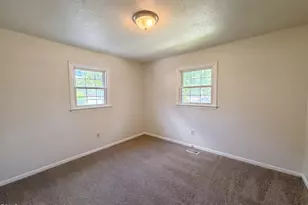 2611 Freemont Rd, Durham, NC 27705 - Photo 12