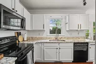 3308 Beech Bluff Ln, Raleigh, NC 27616 - Photo 14