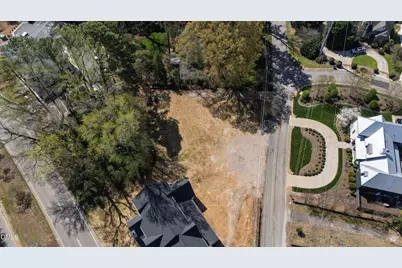 107 Edenburgh Road, Raleigh, NC 27608 - Photo 4