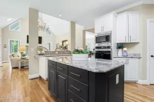 81006 Alexander, Chapel Hill, NC 27517 - Photo 16