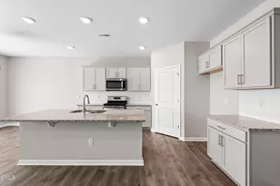 199 Pecan Grv Ln, Fuquay Varina, NC 27526 - Photo 10