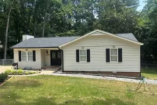 1437 Huntly Ct, Cary, NC 27511 - Photo 2