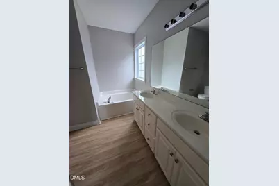 18 Castlewood Drive, Clayton, NC 27520 - Photo 10