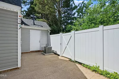 5029 Avenida Del Sol Drive, Raleigh, NC 27616 - Photo 30
