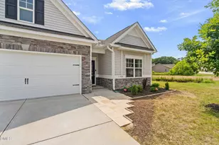 1300 London Mdw Wy, Fuquay Varina, NC 27526 - Photo 2