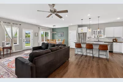 1300 London Meadow Way, Fuquay Varina, NC 27526 - Photo 8