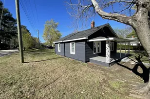 322 E Perry Ave, Wake Forest, NC 27587 - Photo 1
