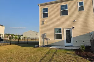 5061 Microcline Trl, Raleigh, NC 27610 - Photo 18
