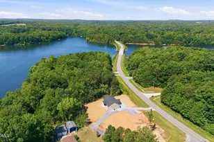 6904 Virgilina Rd, Roxboro, NC 27574 - Photo 16