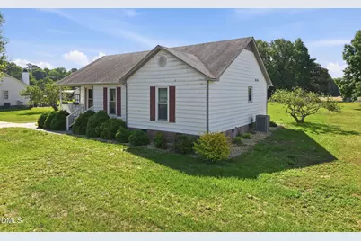 15 Loop Road, Archer Lodge, NC 27527 - Photo 2