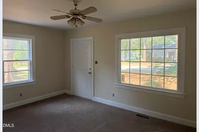 305 Dewey Street SW, Wilson, NC 27893 - Photo 4