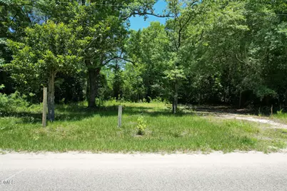 275 Hamer Street, Fair Bluff, NC 28439 - Photo 2