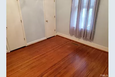 204 E Davis Street, Smithfield, NC 27577 - Photo 12