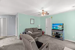 411 Gooseneck Dr, Cary, NC 27513 - Photo 8