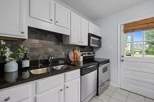 2331 Bernard St, Raleigh, NC 27608 - Photo 8