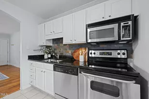 2331 Bernard St, Raleigh, NC 27608 - Photo 12
