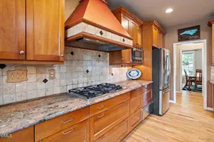 2004 Battlewood Rd, Apex, NC 27523 - Photo 10