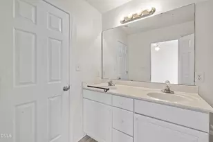 8309 Glenwood Springs Ct, Raleigh, NC 27616 - Photo 18