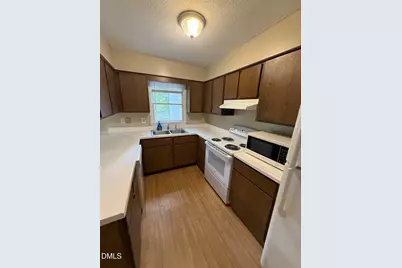 925 Hearthridge Court, Raleigh, NC 27609 - Photo 10