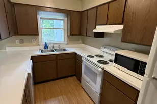 925 Hearthridge Ct, Raleigh, NC 27609 - Photo 10