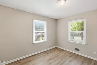 113 E Franklin Street, Zebulon, NC 27597 - Photo 18