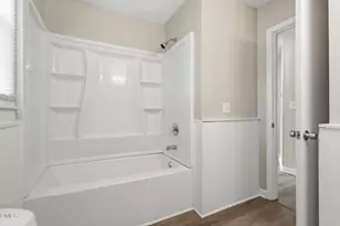 113 E Franklin St, Zebulon, NC 27597 - Photo 18