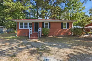113 E Franklin St, Zebulon, NC 27597 - Photo 1