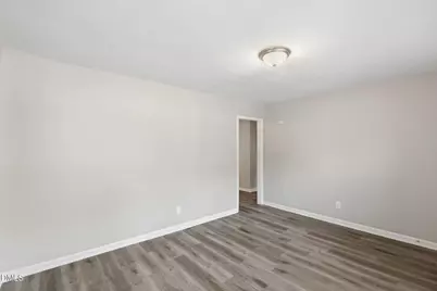 113 E Franklin Street, Zebulon, NC 27597 - Photo 10