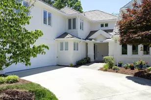 729 Crabtree Crossing Pkwy, Cary, NC 27513 - Photo 2