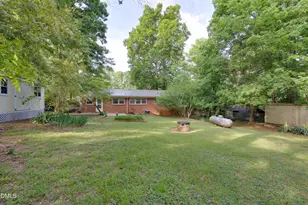 2026 Jefferson Dr, Hillsborough, NC 27278 - Photo 8