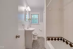 2026 Jefferson Dr, Hillsborough, NC 27278 - Photo 24