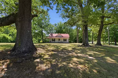 13570 N Carolina 119, Semora, NC 27343 - Photo 2