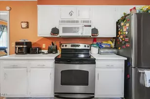 419 Forrest Rd, Warsaw, NC 28398 - Photo 18
