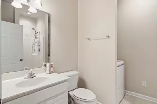 3827 Cary Glen Blvd, Cary, NC 27519 - Photo 6