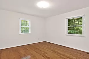 411 Yorktown Dr, Chapel Hill, NC 27516 - Photo 14